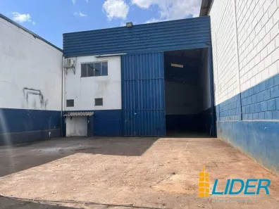 Galpão/Depósito/Armazém para alugar, 190m² no Tibery, Uberlândia
