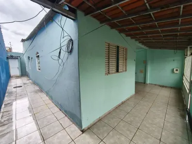Casa com 3 Quartos à venda, 180m² no Jardim Roriz, Brasília