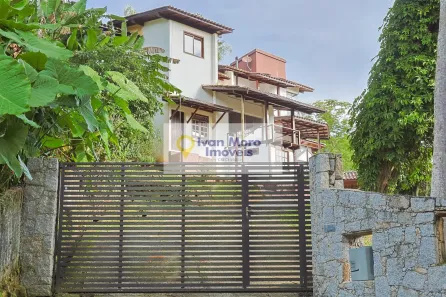 Casa com 4 Quartos à venda, 250m² no Córrego Grande, Florianópolis