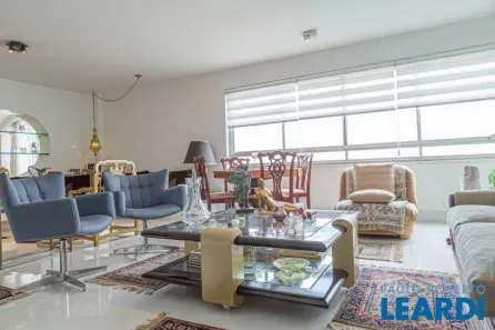 Apartamento com 3 Quartos à venda, 210m² no Santa Cecília, São Paulo