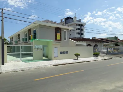Sobrado com 3 Quartos à venda, 140m² no Costa e Silva, Joinville