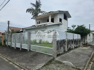 Casa com 1 Quarto para alugar, 90m² no Madri, Palhoça