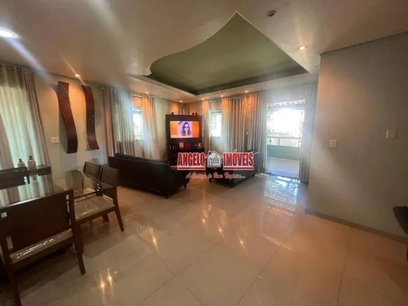 Casa com 3 quartos — Rio Branco, Belo Horizonte