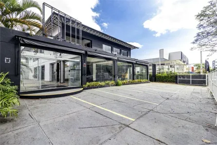 Prédio Comercial para alugar, 780m² no Pinheiros, São Paulo