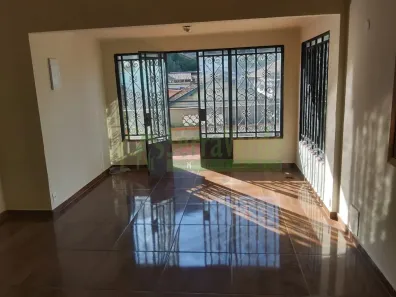 Casa com 3 Quartos para alugar, 100m² no Quissama, Petrópolis