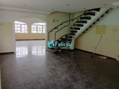 Sobrado com 4 Quartos para alugar, 250m² no Vila Pereira Barreto, São Paulo