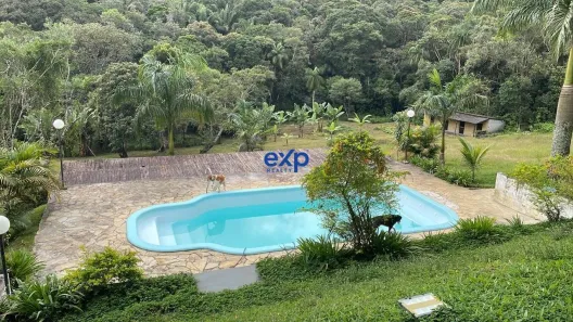 Fazenda/Sítio com 4 Quartos à venda, 320m² no , Juquitiba