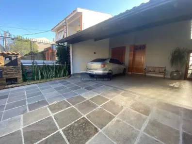 Casa com 4 Quartos à venda, 230m² no Partenon, Porto Alegre