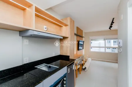 Apartamento com 1 Quarto para alugar, 27m² no Passo da Areia, Porto Alegre