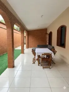 Casa com 3 Quartos à venda, 240m² no Setor Faiçalville, Goiânia