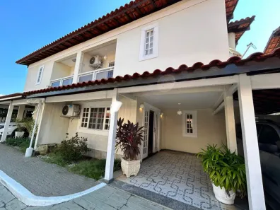 Casa de Condomínio com 3 Quartos à venda, 200m² no Camboinhas, Niterói