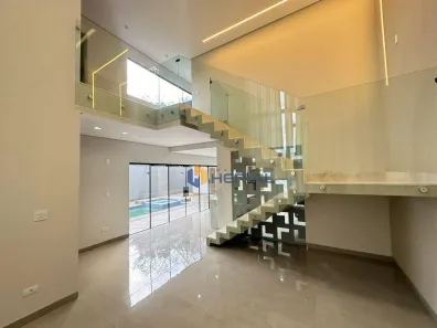 Sobrado com 4 Quartos à venda, 289m² no Jardim Michelangelo, Maringá