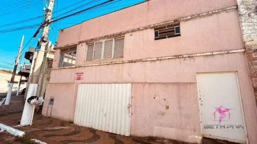 Casa com 3 Quartos à venda, 253m² no Barra Funda, Leme