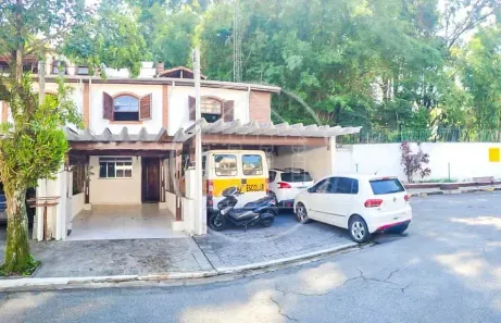 Casa de Condomínio com 3 Quartos para alugar, 115m² no Jardim Marajoara, São Paulo