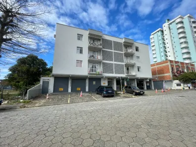 Apartamento com 3 Quartos para alugar, 56m² no Nossa Senhora do Rosário, São José