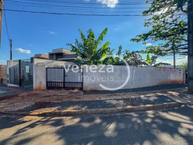 Casa com 2 Quartos à venda, 134m² no Sabará III, Londrina