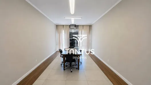 Sala Comercial à venda, 68m² no Centro, Curitiba