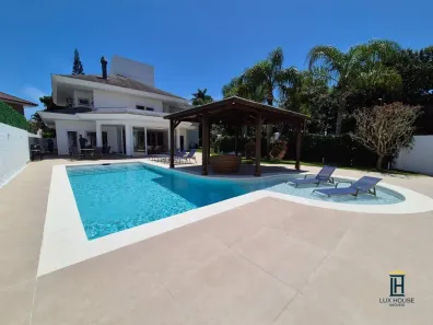 Casa com 5 Quartos para alugar, 900m² no Jurerê Internacional, Florianópolis
