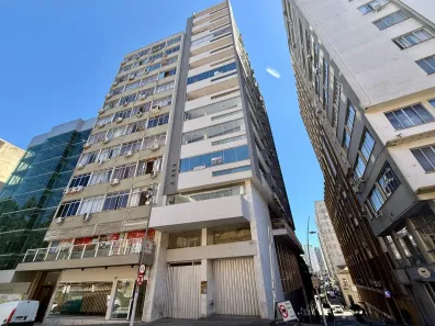 Prédio Comercial para alugar, 643m² no Centro, Florianópolis
