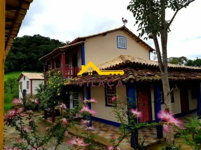 Casa com 3 Quartos à venda, 200m² no Bichinho, Prados