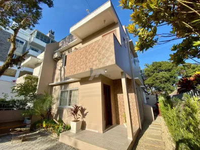 Casa com 4 Quartos à venda, 190m² no Campeche, Florianópolis