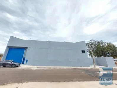 Galpão/Depósito/Armazém para alugar, 700m² no Parque Novo Mundo, São Carlos