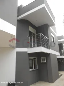 Casa de Condomínio com 3 Quartos para alugar, 90m² no Igara, Canoas