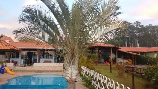 com 9 Quartos à venda, 2250m² no Cercadinho, Alambari
