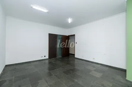 Prédio Comercial para alugar, 600m² no Vila Cláudia, São Paulo