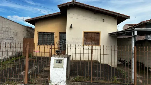 Casa com 3 Quartos à venda, 250m² no Jardim García, Campinas