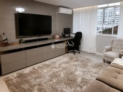 Apartamento com 3 Quartos à venda, 96m² no Centro, Florianópolis