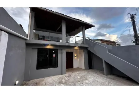 Casa com 4 Quartos à venda, 440m² no Fundão, Recife