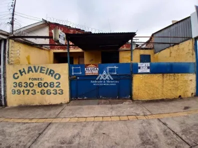 Casa com 4 Quartos para alugar, 50m² no Ipiranga, Ribeirão Preto