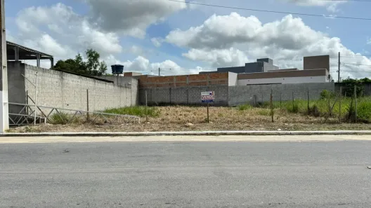 Lote/Terreno à venda, 406m² no Parque das Flores, Eunápolis
