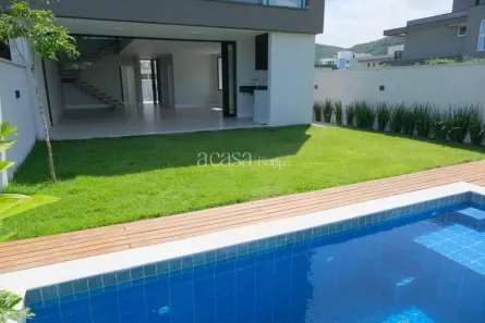 Casa com 3 Quartos à venda, 270m² no Lagoa da Conceição, Florianópolis
