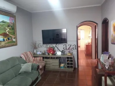 Casa com 3 Quartos à venda, 179m² no Parque Novo Horizonte, São José dos Campos