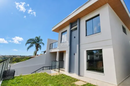 Sobrado com 3 Quartos à venda, 210m² no Roça Grande, Colombo