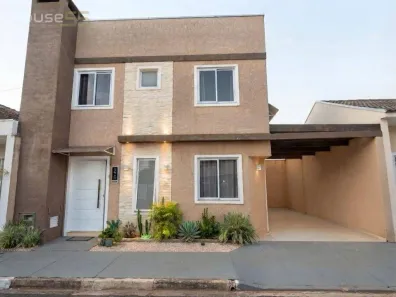 Sobrado com 3 Quartos à venda, 90m² no Xaxim, Curitiba