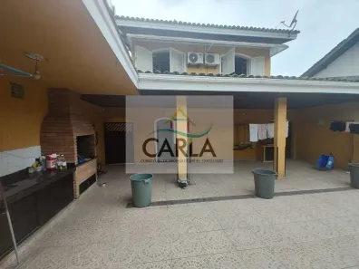 Sobrado com 4 Quartos à venda, 280m² no Vila Santa Rosa, Guarujá