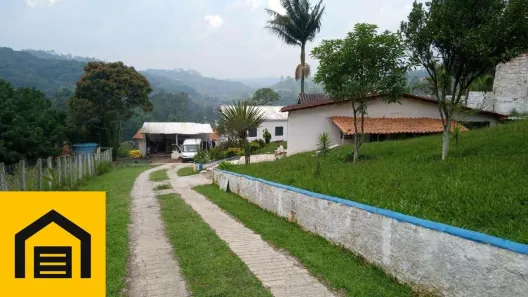 Fazenda/Sítio com 6 Quartos à venda, 560m² no Clube dos Oficiais, Suzano