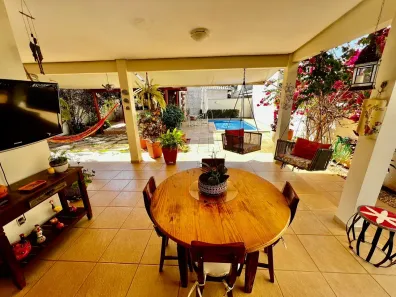 Casa de Condomínio com 3 Quartos à venda, 360m² no Loteamento Portal do Sol II, Goiânia