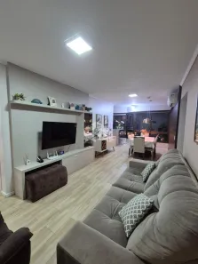 Apartamento com 3 Quartos à venda, 90m² no Vila Ipiranga, Porto Alegre