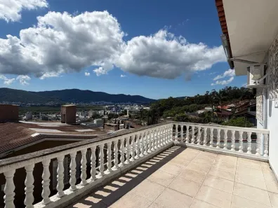 Casa com 5 Quartos à venda, 193m² no Trindade, Florianópolis