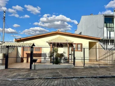 Casa com 2 Quartos à venda, 194m² no São Cristóvão, Passo Fundo