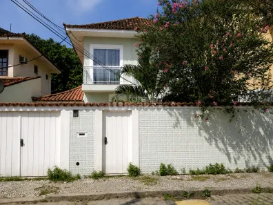 Casa com 4 Quartos à venda, 252m² no Freguesia (Jacarepaguá), Rio de Janeiro