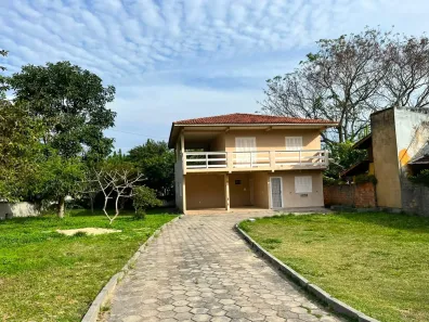 Casa com 3 Quartos para alugar, 1050m² no São João do Rio Vermelho, Florianópolis