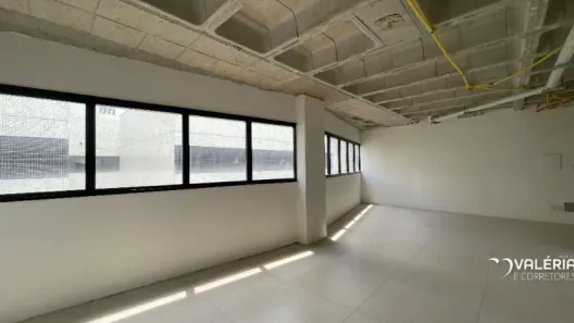 Sala Comercial à venda, 56m² no Nazaré, Belém