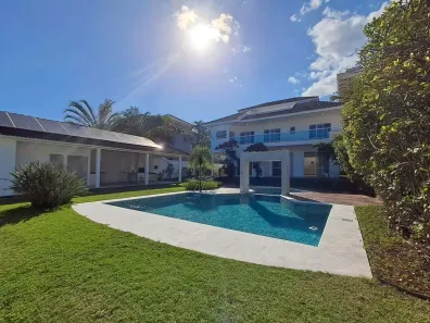 Casa de Condomínio com 4 Quartos para alugar, 1500m² no Barra da Tijuca, Rio de Janeiro