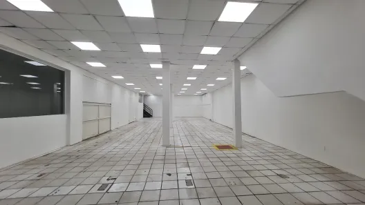Ponto Comercial para alugar, 610m² no Santo Amaro, São Paulo
