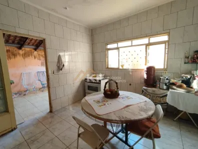 Casa com 3 Quartos à venda, 130m² no Jardim Sao Gabriel, Jardinópolis
